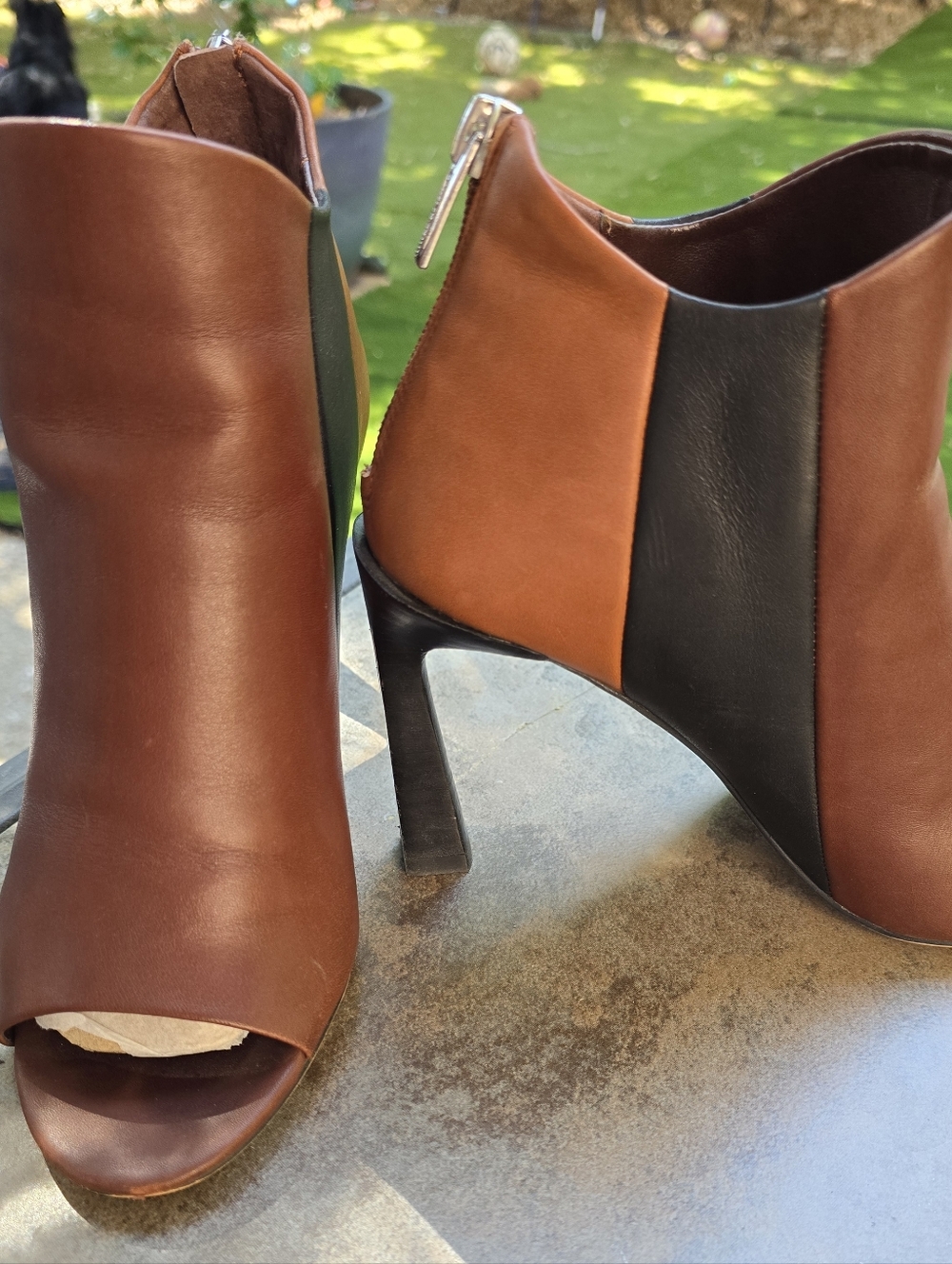 Vince Camuto Women’s Three-Tone Brown & Black Peep-Toe Ankle Boots Size 7.5